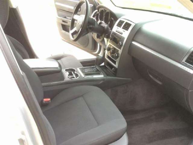 Dodge Charger 2010 photo 12